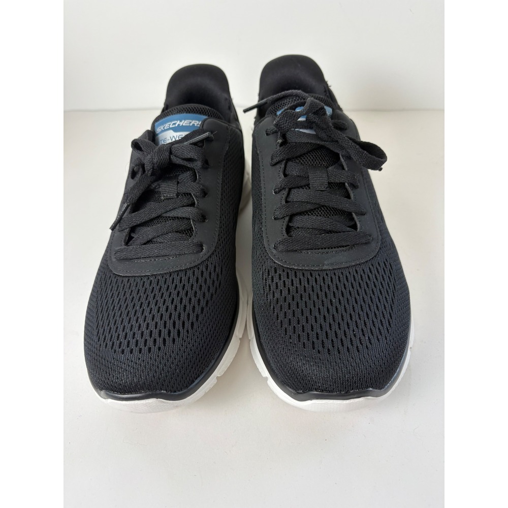 Skechers Hands Free Swift Fit Women's Size 8 Black White Memory Foam Sneakers